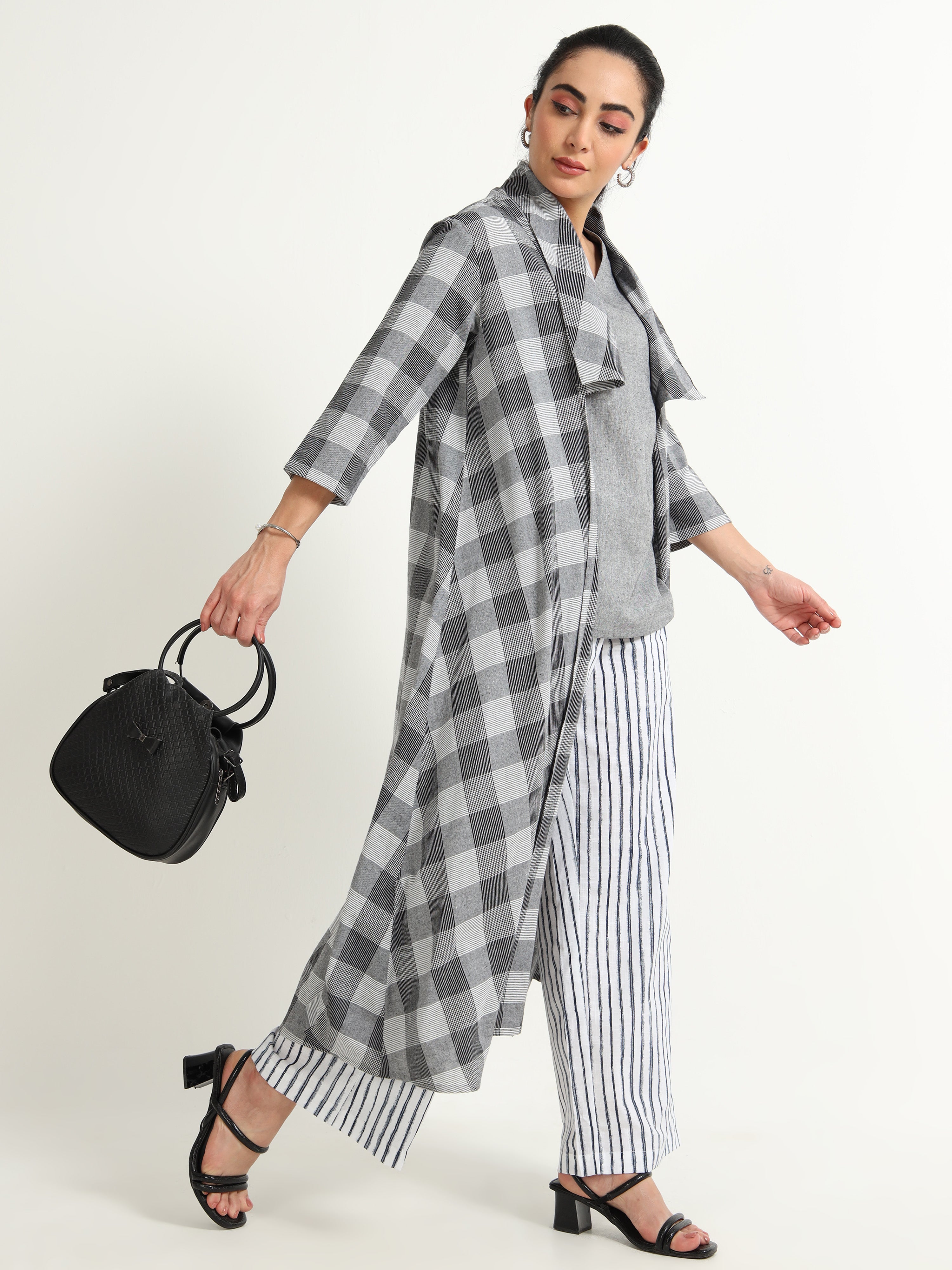 Cut Shawl Collar Long Shrug