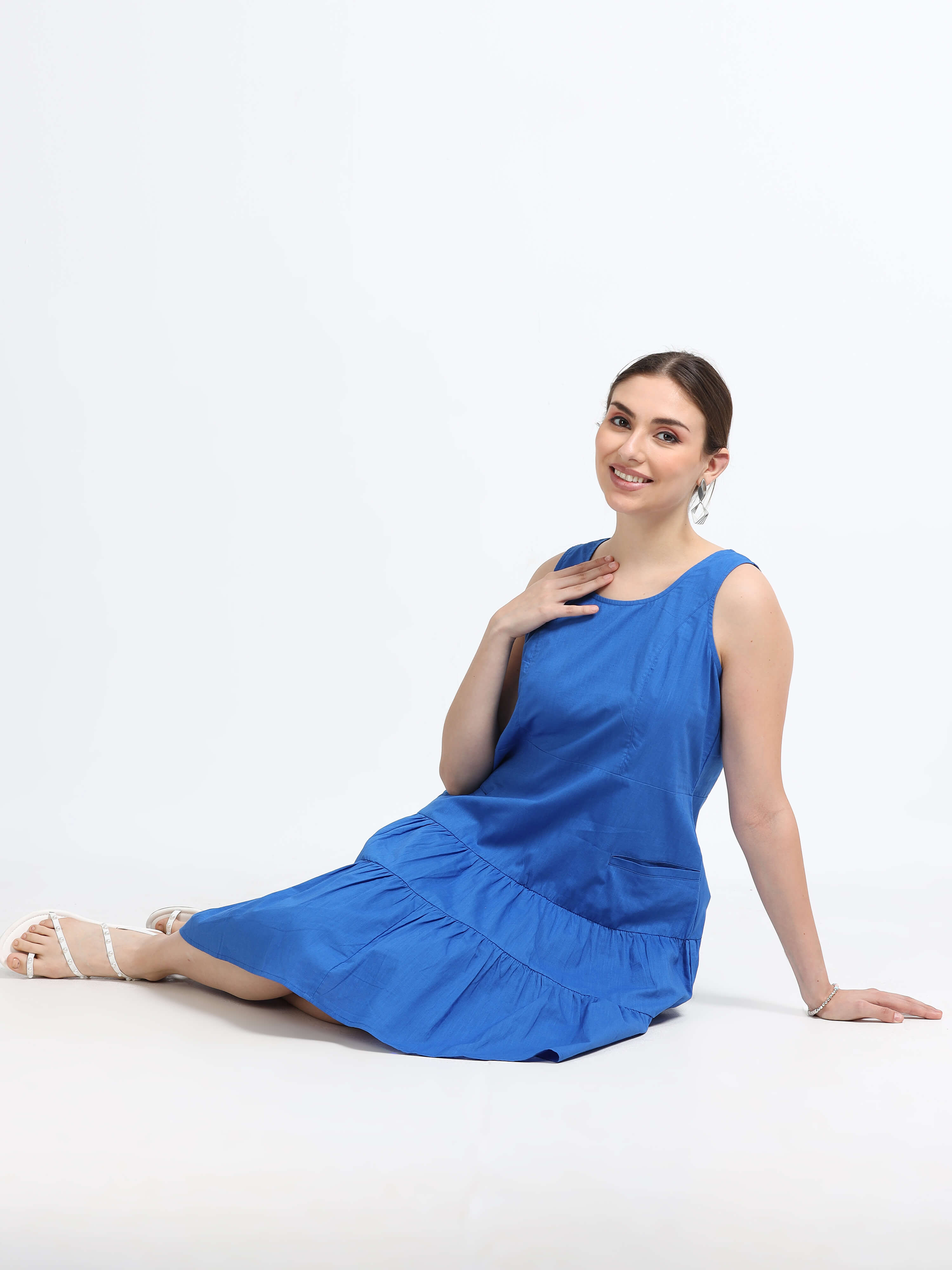 Flared knee length dress - Reepeat