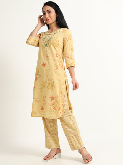 Floral printed with Embroidery detailing Round neck Kurta