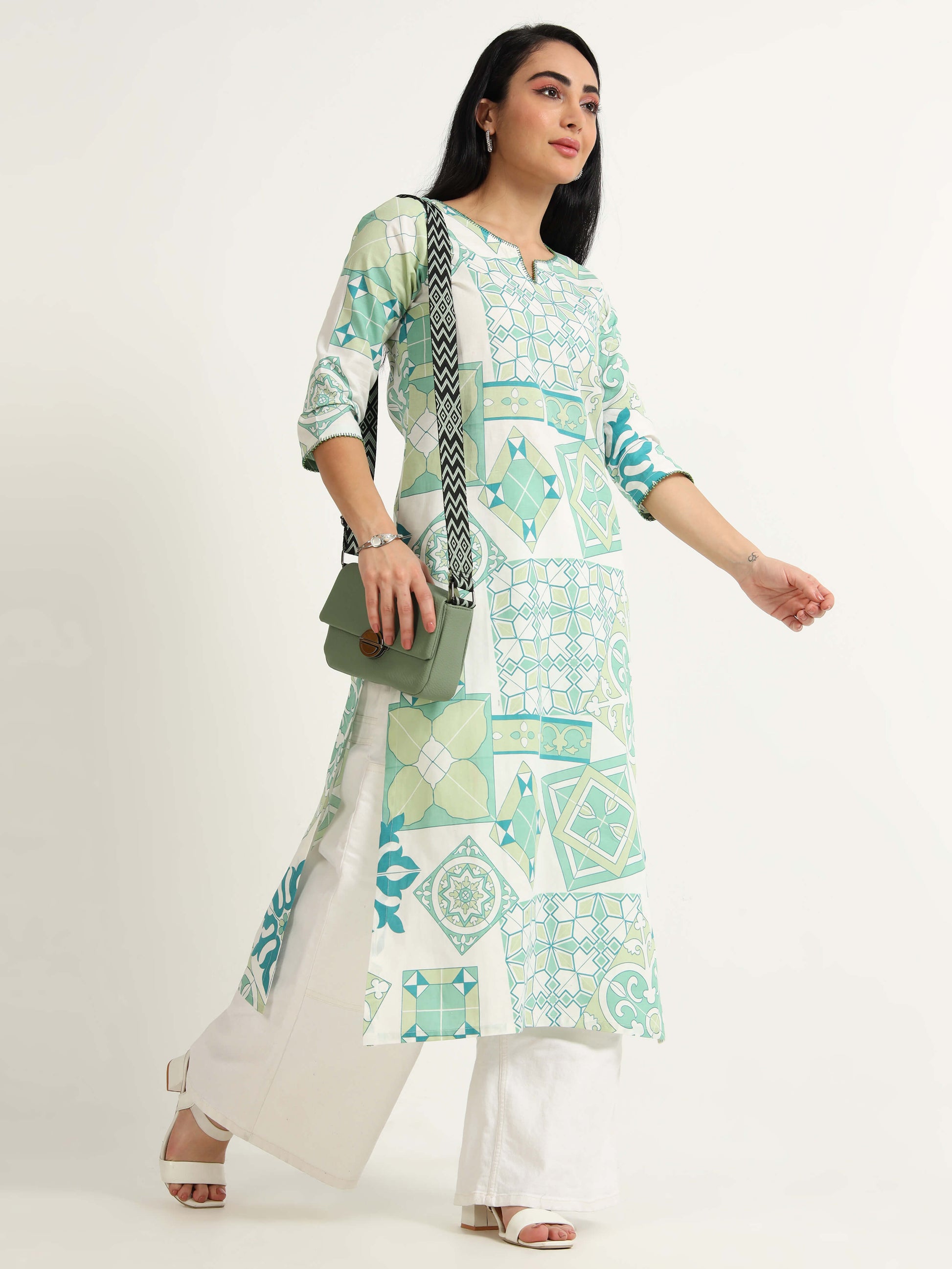 Straight  Printed Kurta - Reepeat