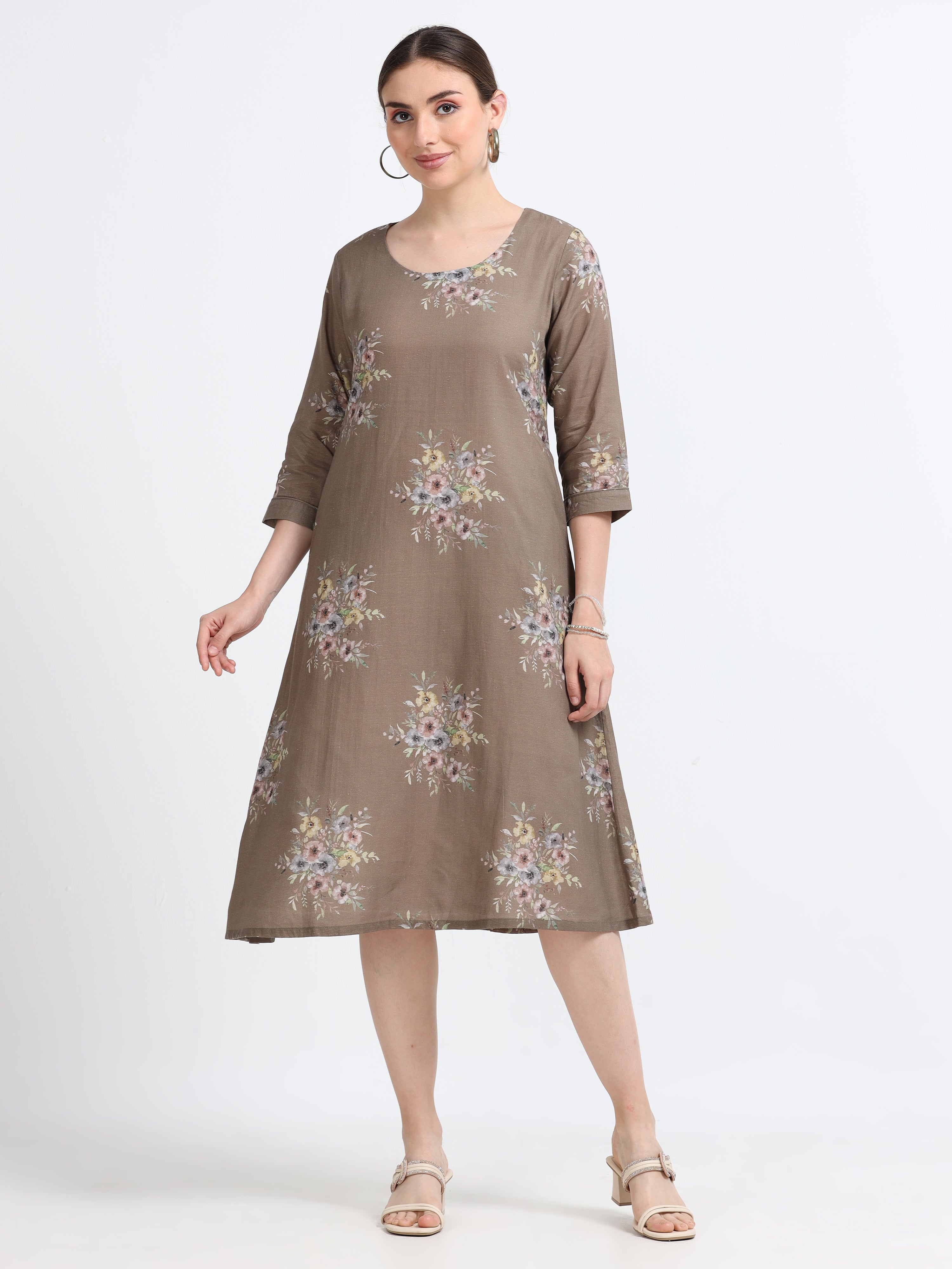 Round Neck, Regular Fit Dress