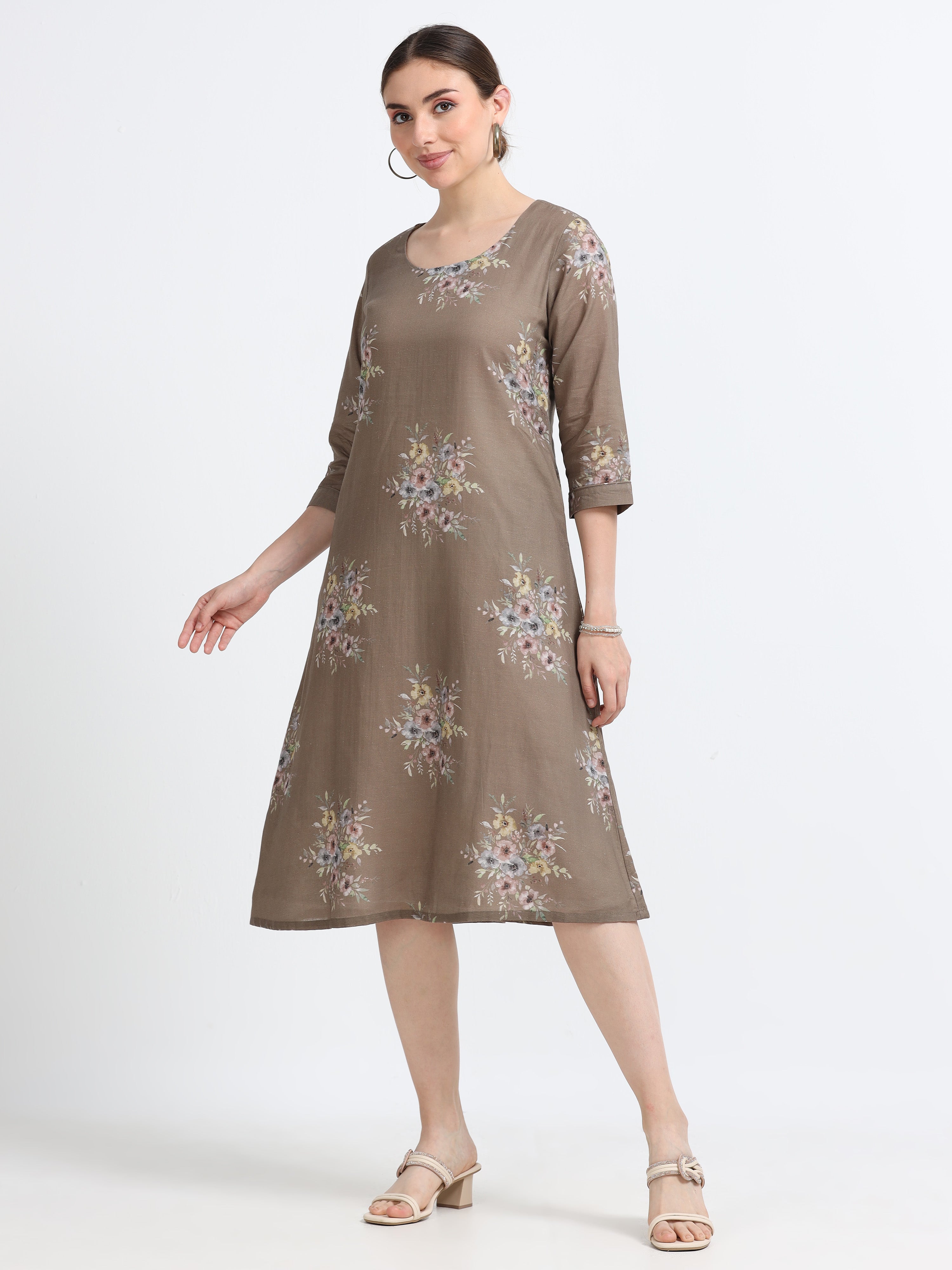 Round Neck, Regular Fit Dress