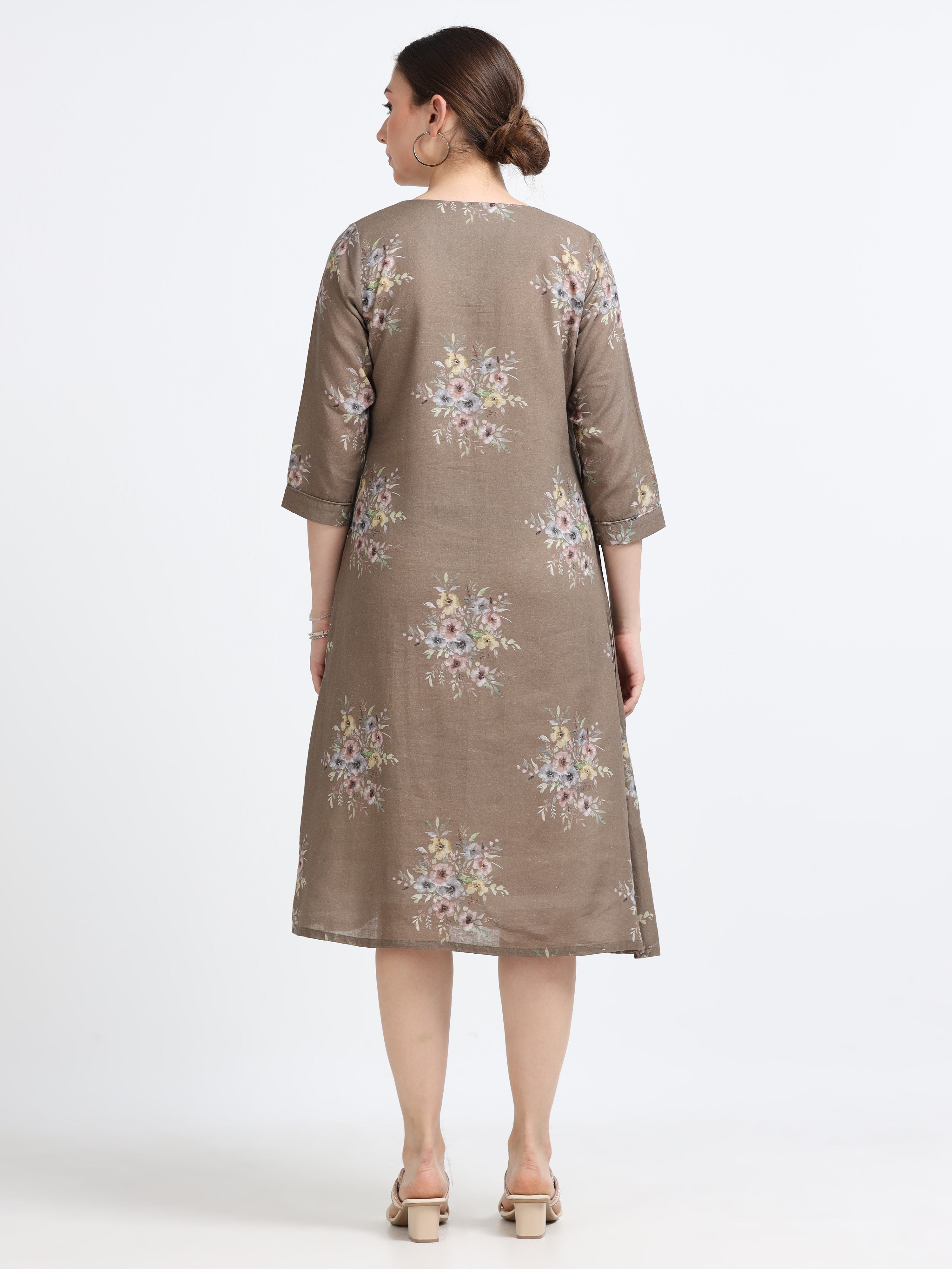 Round Neck, Regular Fit Dress