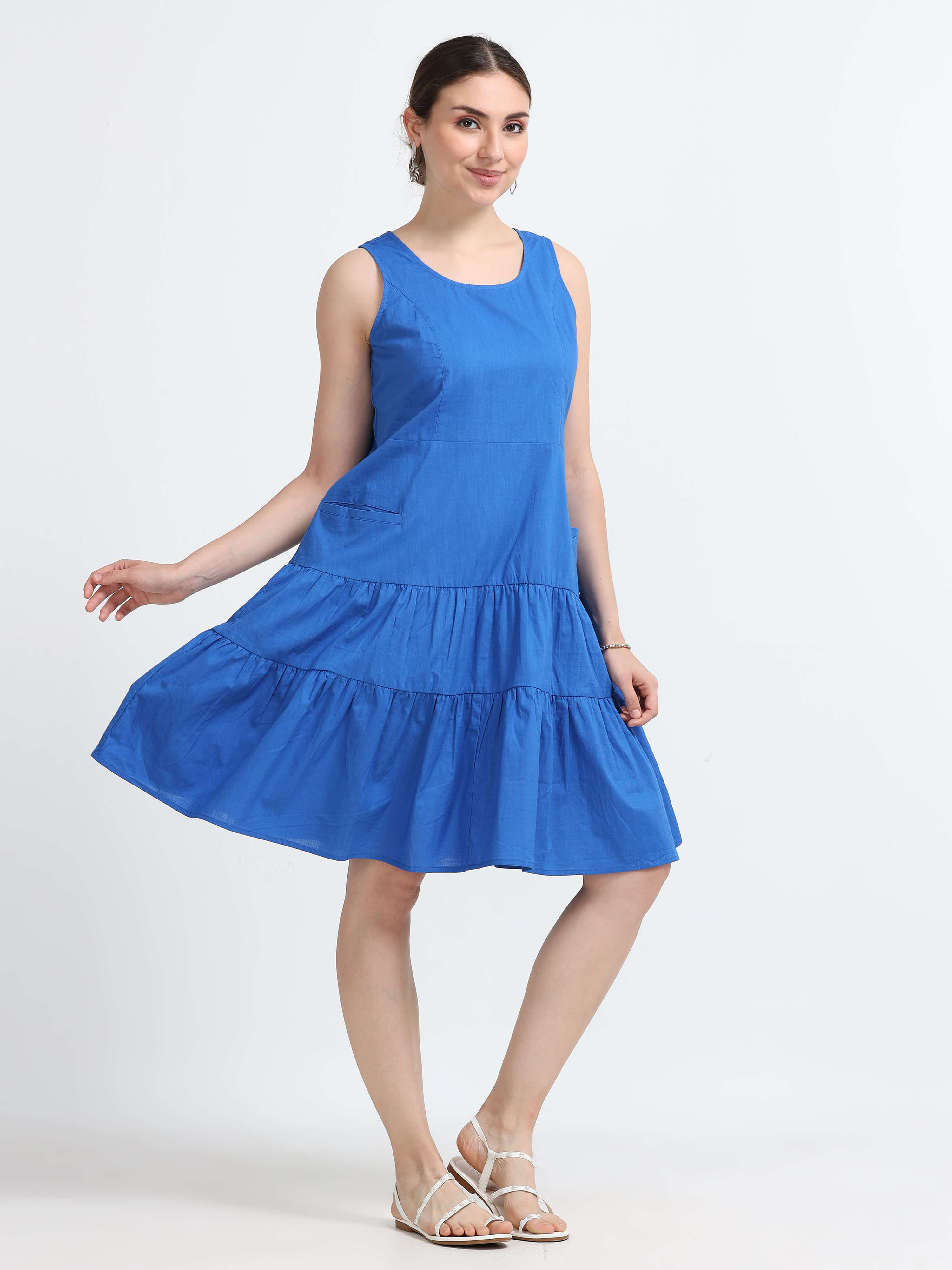 Flared knee length dress - Reepeat