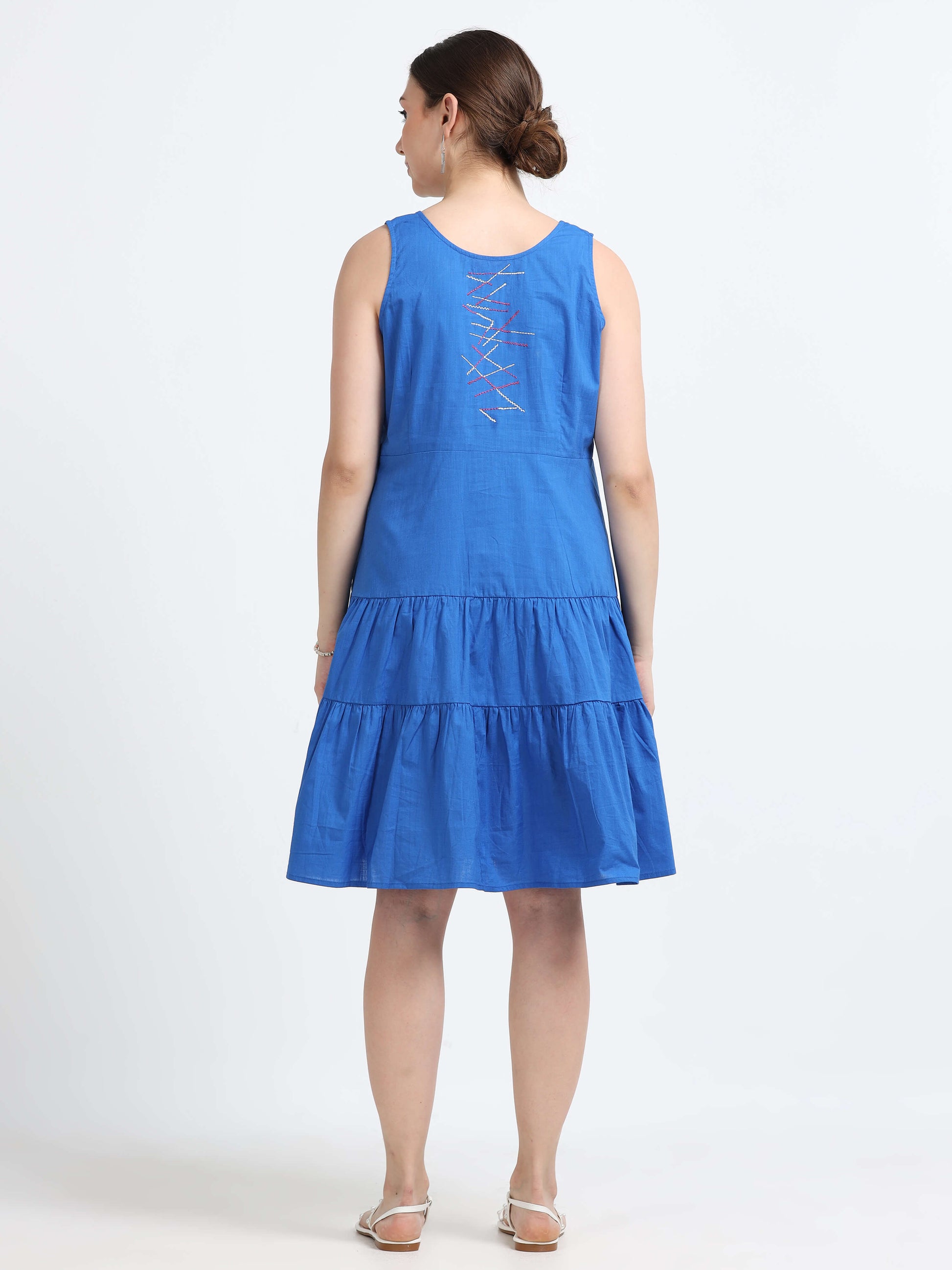 Flared knee length dress - Reepeat