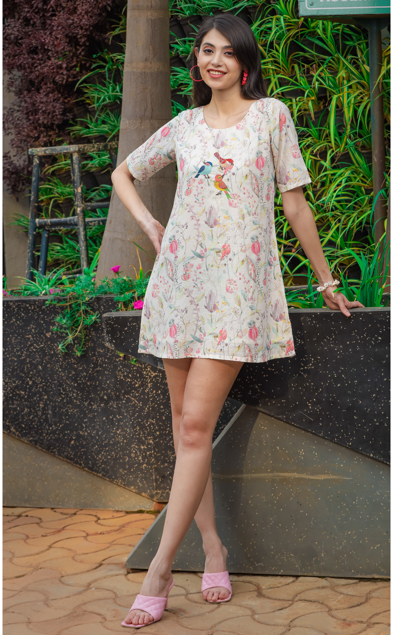 Amrita Summery short dress with embroidered birds