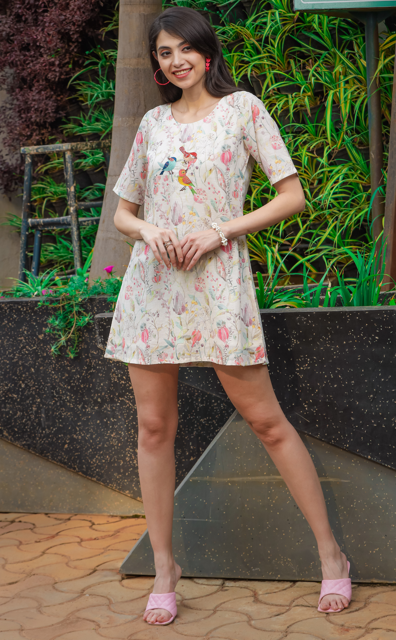 Amrita Summery short dress with embroidered birds