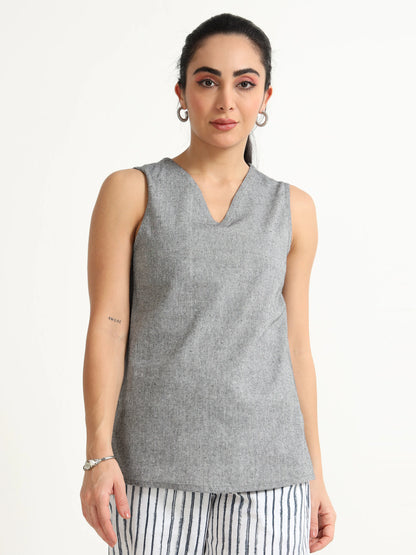 V Neck Straight Sleeveless Top - Reepeat